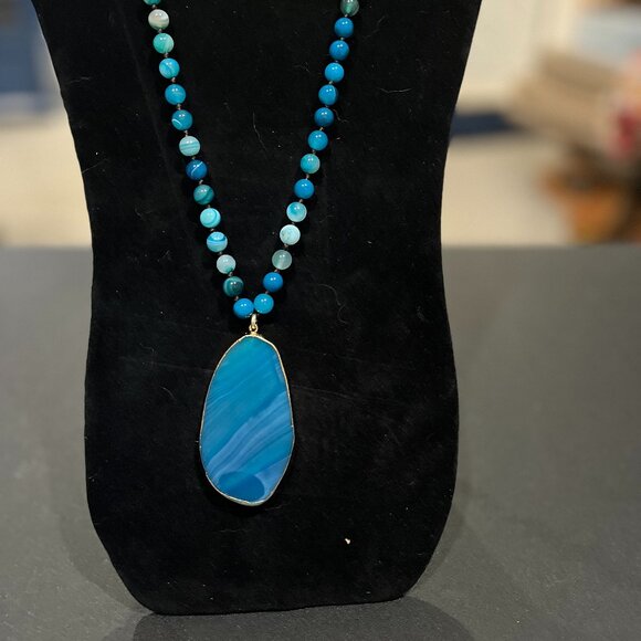 Jewelry Nwot 5womens Beautiful Blue Stone Pendant Necklace Wstone